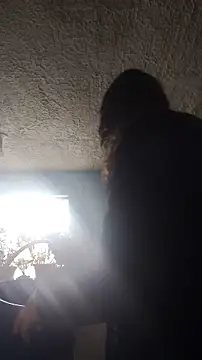 lindasyt online show from November 30, 2025, 7:36 pm