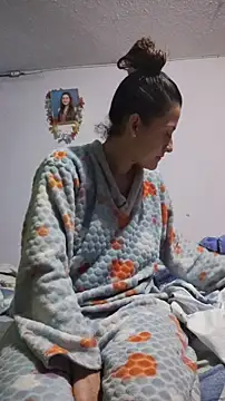 lindasyt online show from November 16, 2025, 10:42 am