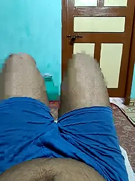 maddy3108 online show from April 13, 2026, 9:13 am