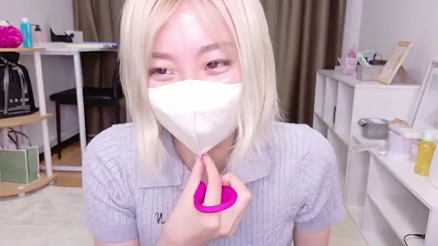 Snapshot of Nana__ch chatting on June 29, 2026, 4:28 pm Nana ch online show from June 29, 2026, 4:28 pm