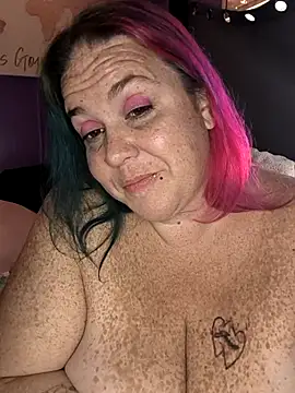 Courdles online show from December 14, 2025, 11:54 pm