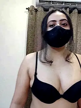 sexy aaliya hamidi online show from September 26, 2025, 7:48 am
