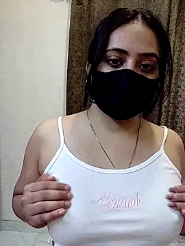 sexy aaliya hamidi online show from November 13, 2025, 7:01 am