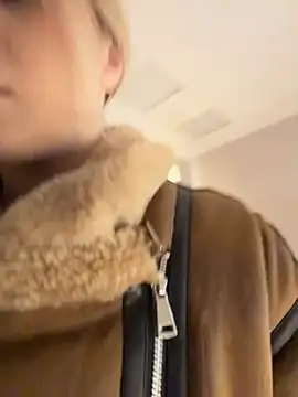 Snapshot of CaitlinSugar chatting on February 10, 2026, 4:22 am CaitlinSugar online show from February 10, 2026, 4:22 am