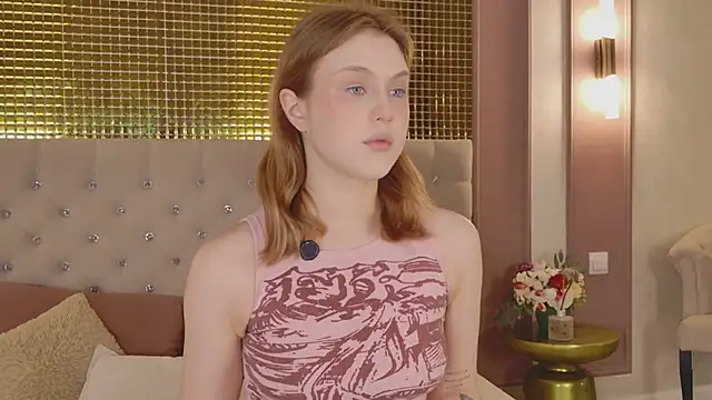 Snapshot of CaitlinSugar chatting on May 26, 2026, 4:21 am CaitlinSugar online show from May 26, 2026, 4:21 am