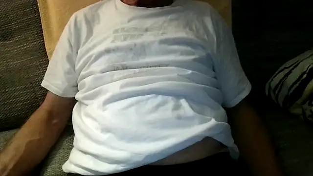 velikifant7 online show from March 6, 2026, 6:47 pm