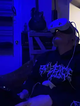 HeavyPinch33 online show from January 18, 2026, 4:10 pm