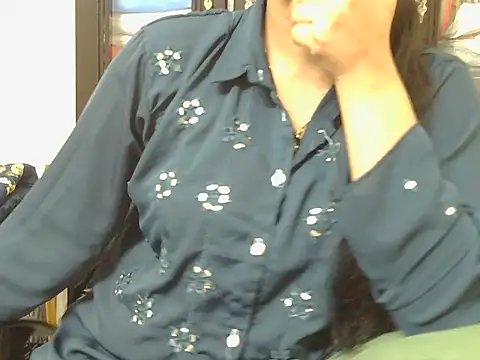 fairy queen07 online show from December 1, 2025, 3:24 pm