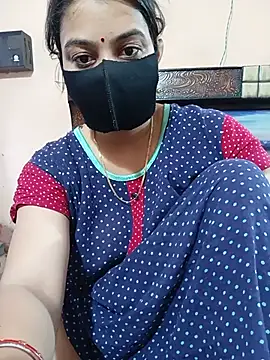 Snapshot of Priyanka_Pal chatting on July 25, 2026, 12:40 am Priyanka Pal online show from July 25, 2026, 12:40 am