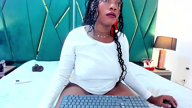  analyy  online show from September 10, 2025, 8:08 pm