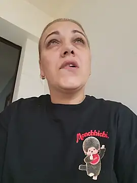 PalomaDesireee online show from June 22, 2026, 6:21 am