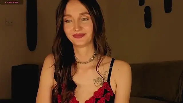 xSweetMissx online show from September 17, 2025, 9:39 pm