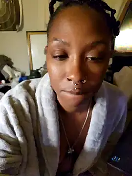 SexyButterflyLove online show from April 18, 2026, 2:25 am