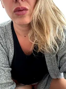 Morgan4515 online show from October 6, 2025, 8:48 am