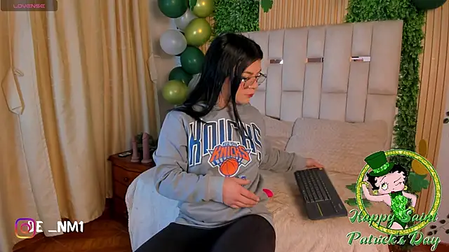 Jade Nmm online show from March 18, 2026, 12:51 pm