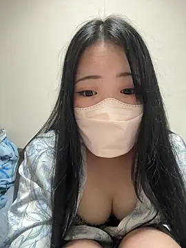 Snapshot of u_1026 chatting on October 8, 2025, 1:01 pm u 1026 online show from October 8, 2025, 1:01 pm