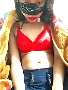 Snapshot of maya-Couple19 chatting on January 5, 2026, 6:11 pm maya-Couple19 online show from January 5, 2026, 6:11 pm