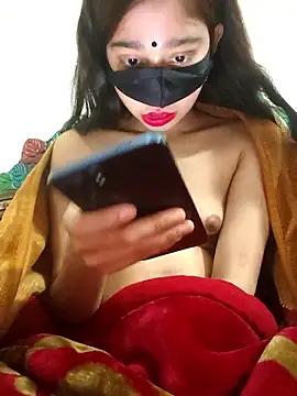 Snapshot of maya-Couple19 chatting on January 12, 2026, 6:15 pm maya-Couple19 online show from January 12, 2026, 6:15 pm