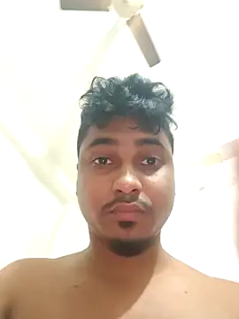 Snapshot of maya-Couple19 chatting on February 19, 2026, 6:10 am maya-Couple19 online show from February 19, 2026, 6:10 am