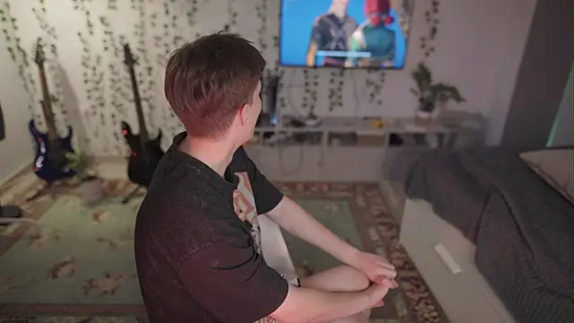 RusBradPitt online show from November 19, 2025, 12:05 pm