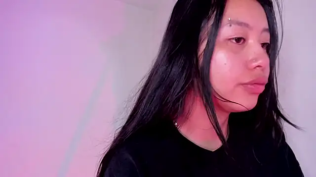 Snapshot of Viioleett_cum chatting on May 28, 2026, 12:11 pm Viioleett cum online show from May 28, 2026, 12:11 pm