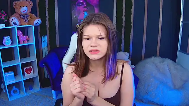 Lunamytrend online show from December 1, 2025, 12:17 pm