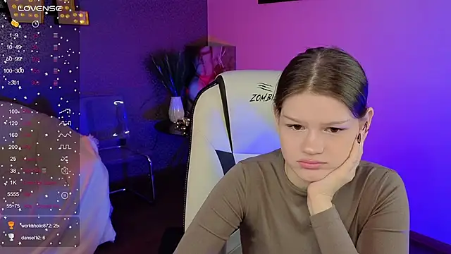 Lunamytrend online show from October 6, 2025, 6:25 am