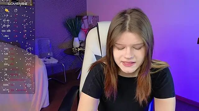 Lunamytrend online show from December 15, 2025, 9:48 am