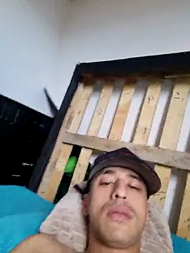 Santi2323xxX online show from March 20, 2026, 7:04 pm