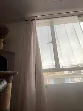 sabrina rosee online show from September 17, 2025, 1:24 pm