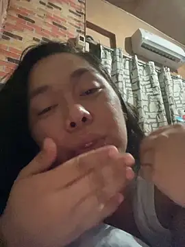 Sluttyjas25 online show from November 8, 2025, 3:37 pm