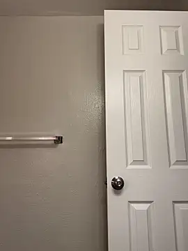 Myonlyprincess1 online show from November 7, 2025, 12:37 am