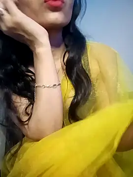 TheSassyGirl7 online show from November 16, 2025, 8:02 pm