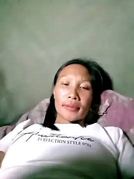 Lisa pusy online show from October 5, 2025, 12:40 pm