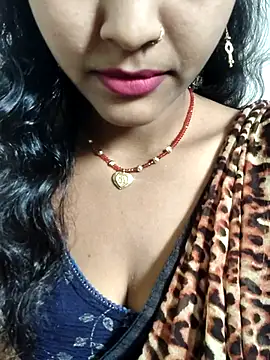 AnanyaKapoor89 online show from September 9, 2025, 5:50 am