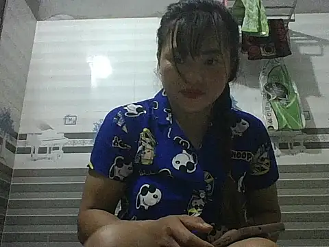 Lee coope online show from September 18, 2025, 10:35 pm