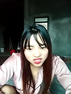 Lee coope online show from October 7, 2025, 2:12 am