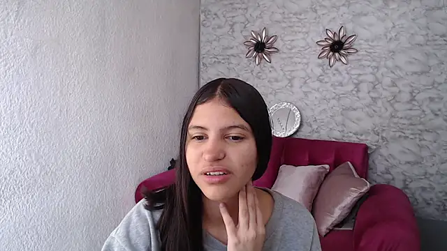 Evagirl69 online show from February 11, 2026, 12:16 pm