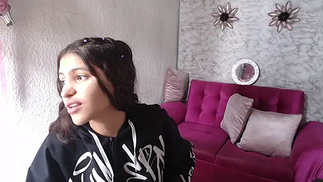 Snapshot of Evagirl69 chatting on June 3, 2026, 12:17 pm Evagirl69 online show from June 3, 2026, 12:17 pm
