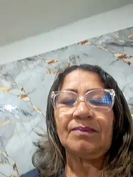 Snapshot of Vickysweeeettt chatting on May 25, 2026, 6:50 pm Vickysweeeettt online show from May 25, 2026, 6:50 pm
