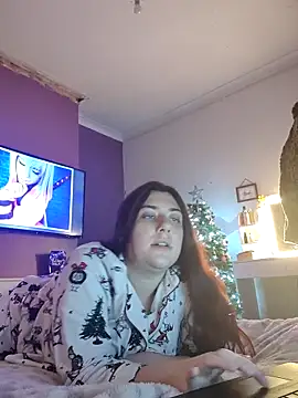 SerenaVice online show from December 15, 2025, 5:41 pm