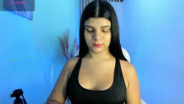 PauliinaBelle  online show from January 8, 2026, 1:17 pm