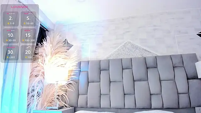 Snapshot of PauliinaBelle_ chatting on July 12, 2026, 12:28 pm PauliinaBelle online show from July 12, 2026, 12:28 pm