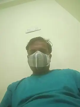 vardh033 online show from October 27, 2025, 5:19 am