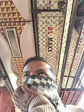 vardh033 online show from December 20, 2025, 8:06 am