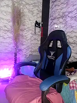 AlisSon  hot online show from November 18, 2025, 9:45 am