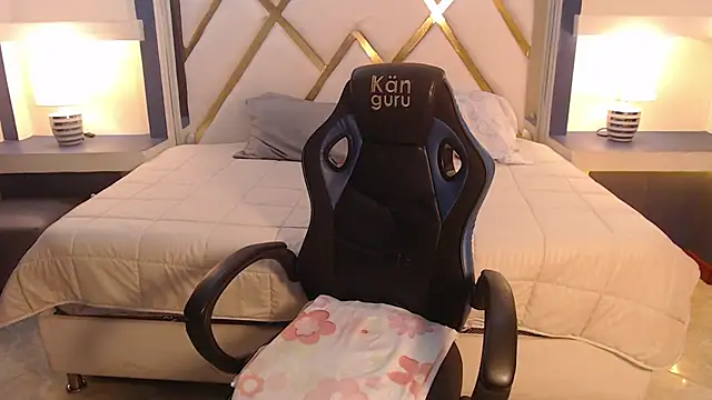 veronica em1 online show from April 18, 2026, 1:35 pm