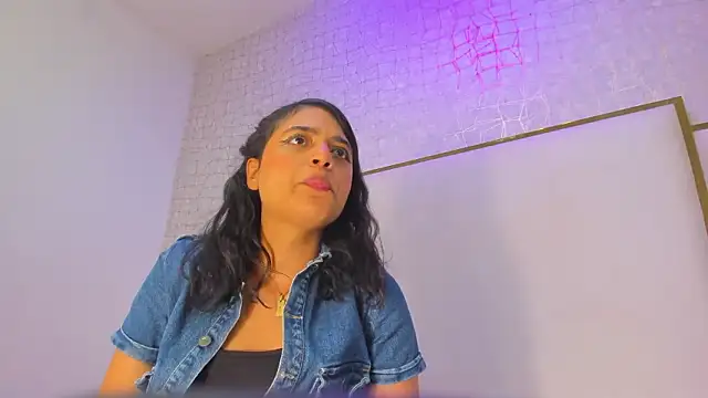 thalia888  online show from March 12, 2026, 7:07 pm