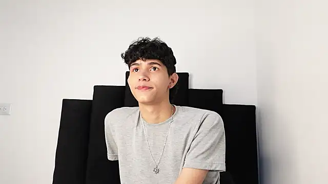 alexmark  online show from September 17, 2025, 3:03 pm