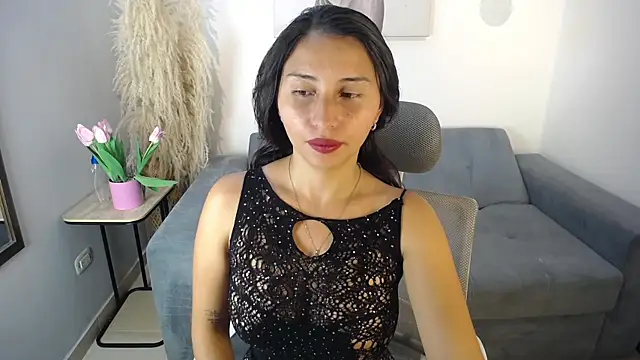 Snapshot of KateOwens_ chatting on April 19, 2026, 1:23 pm KateOwens online show from April 19, 2026, 1:23 pm